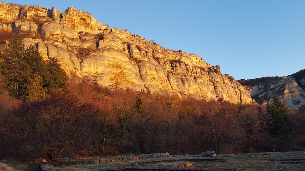 The Wild Fig Otel Shumen Dış mekan fotoğraf
